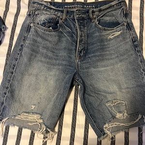 90s boyfriend shorts